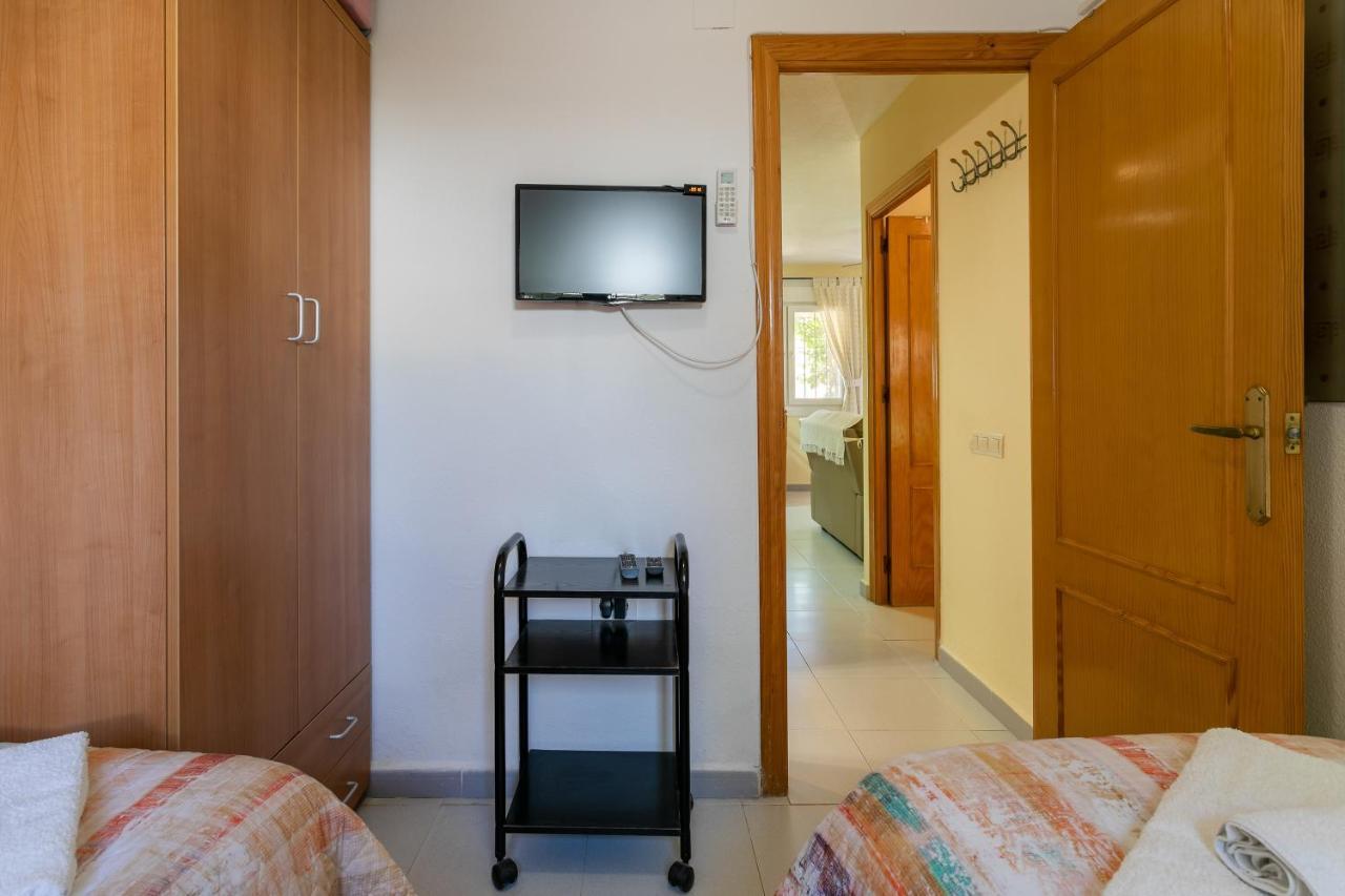 Heads 2 Holiday Homes Apartment Villamartin  Kültér fotó